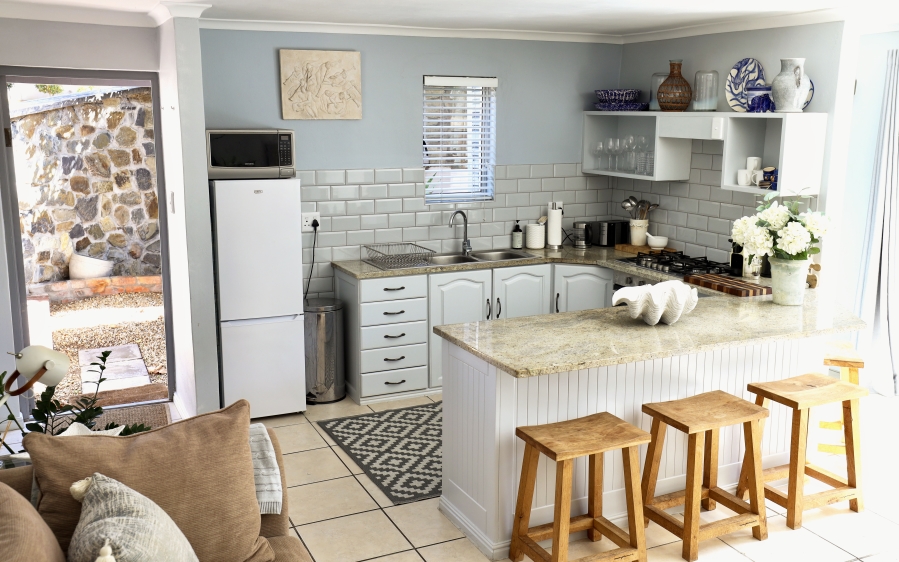 6 Bedroom Property for Sale in Chapman